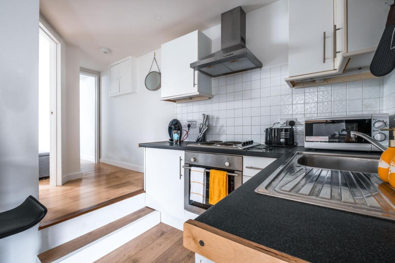 Cosy Flat In Free Parking Area, Next To Bus Stop Brighton Екстериор снимка