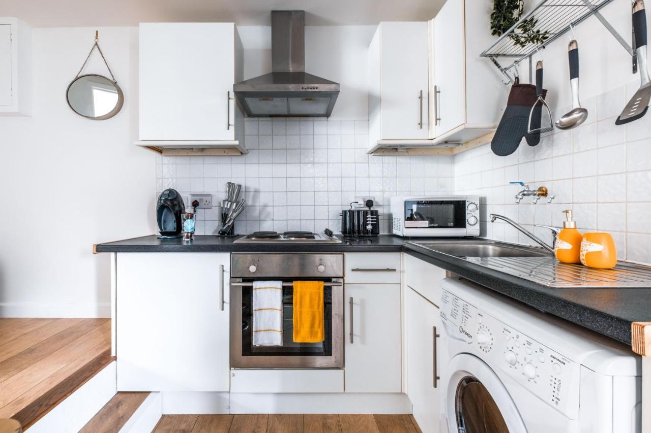 Cosy Flat In Free Parking Area, Next To Bus Stop Brighton Екстериор снимка