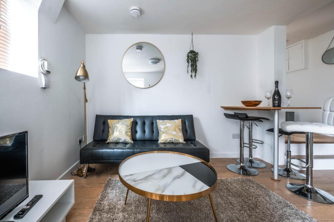 Cosy Flat In Free Parking Area, Next To Bus Stop Brighton Екстериор снимка
